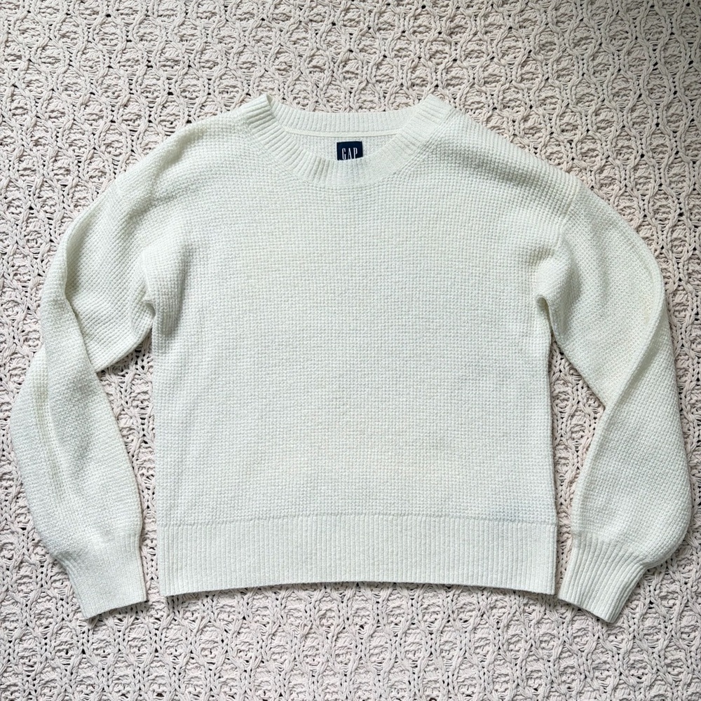 GAP Knitted Sweater - Women’s Cream Knit Sweater - Size Small